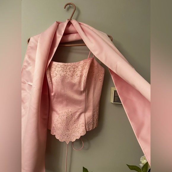 ๐ YVE LONDON ๐ pink boustier top - Picture 3 of 6